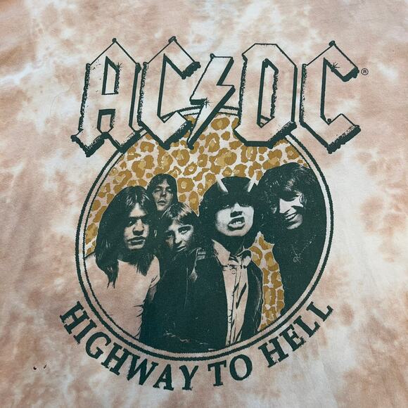 AC/DC Women's Pink Tie Dye Highway To Hell T-Shirt Size Large Rock Band - Picture 6 of 11